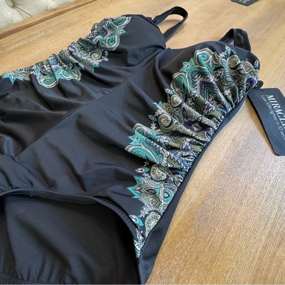 Miraclesuit Plus Size Swimsuit Temptress One Piece Slimming - Picture 5 of 12